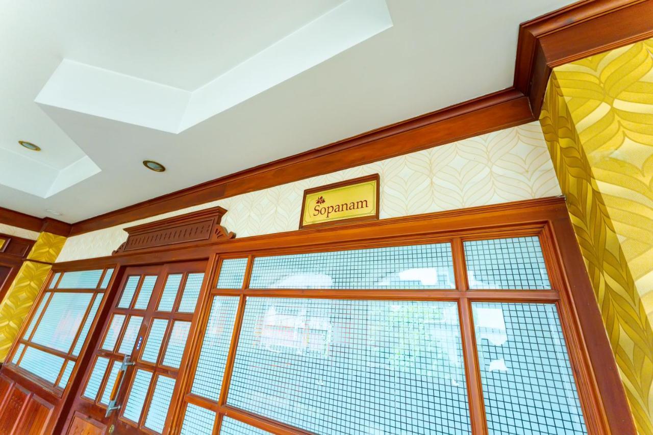 Orchid Residency Hotel Kottayam Exterior foto